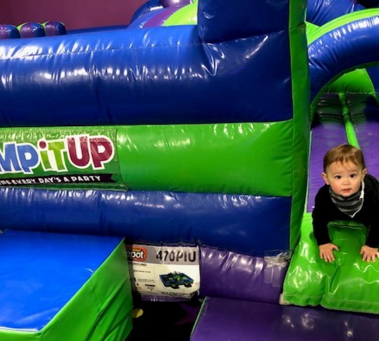 Pump It Up Great Neck Kids Birthdays and More (Great&nbspNeck,&nbspNY)